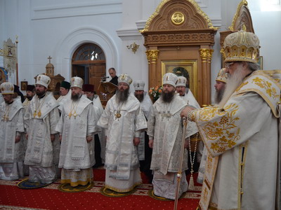 Праздничное всенощное бдение Праздничное всенощное бдение